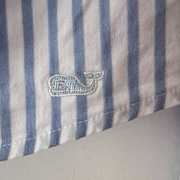 Size 10, Vineyard Vines Blue White Striped Button-Up Shirt - Picture 4 of 6